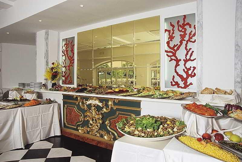 M Glamour Hotel Gabicce Mare Restaurant bilde